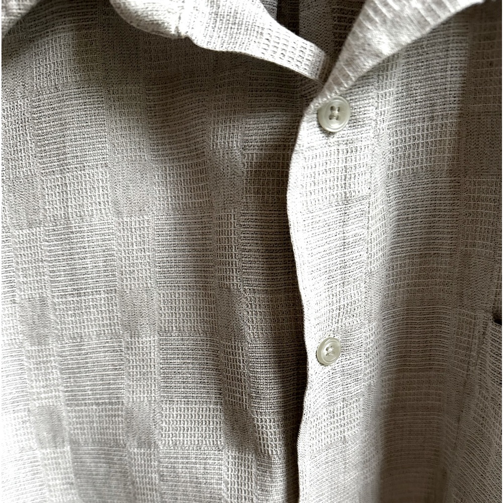 Men’s casual button down shirt